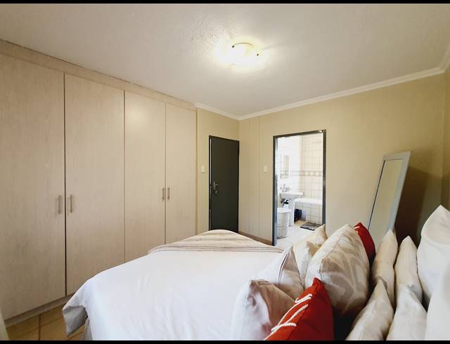 1 BEDROOM APARTMENT FOR SALE IN NOORDWYK